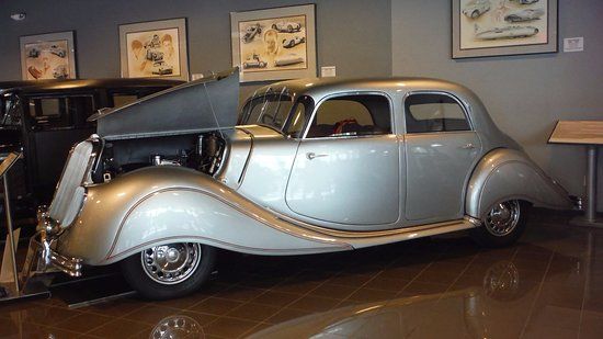 Tampa Bay Automobile Museum